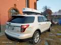 Ford Explorer - thumbnail 4