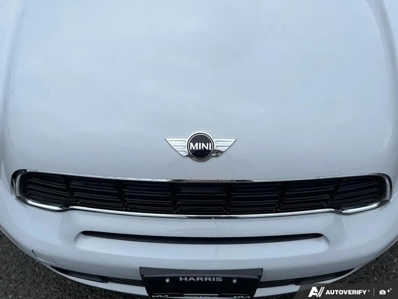 MINI Cooper Countryman снимка MINI Cooper Countryman