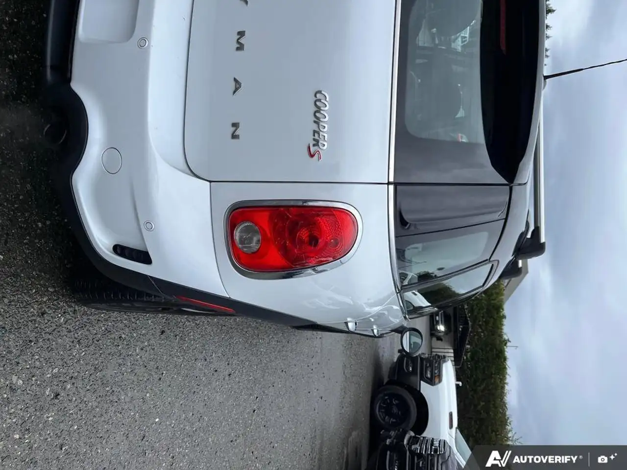 MINI Cooper Countryman снимка MINI Cooper Countryman