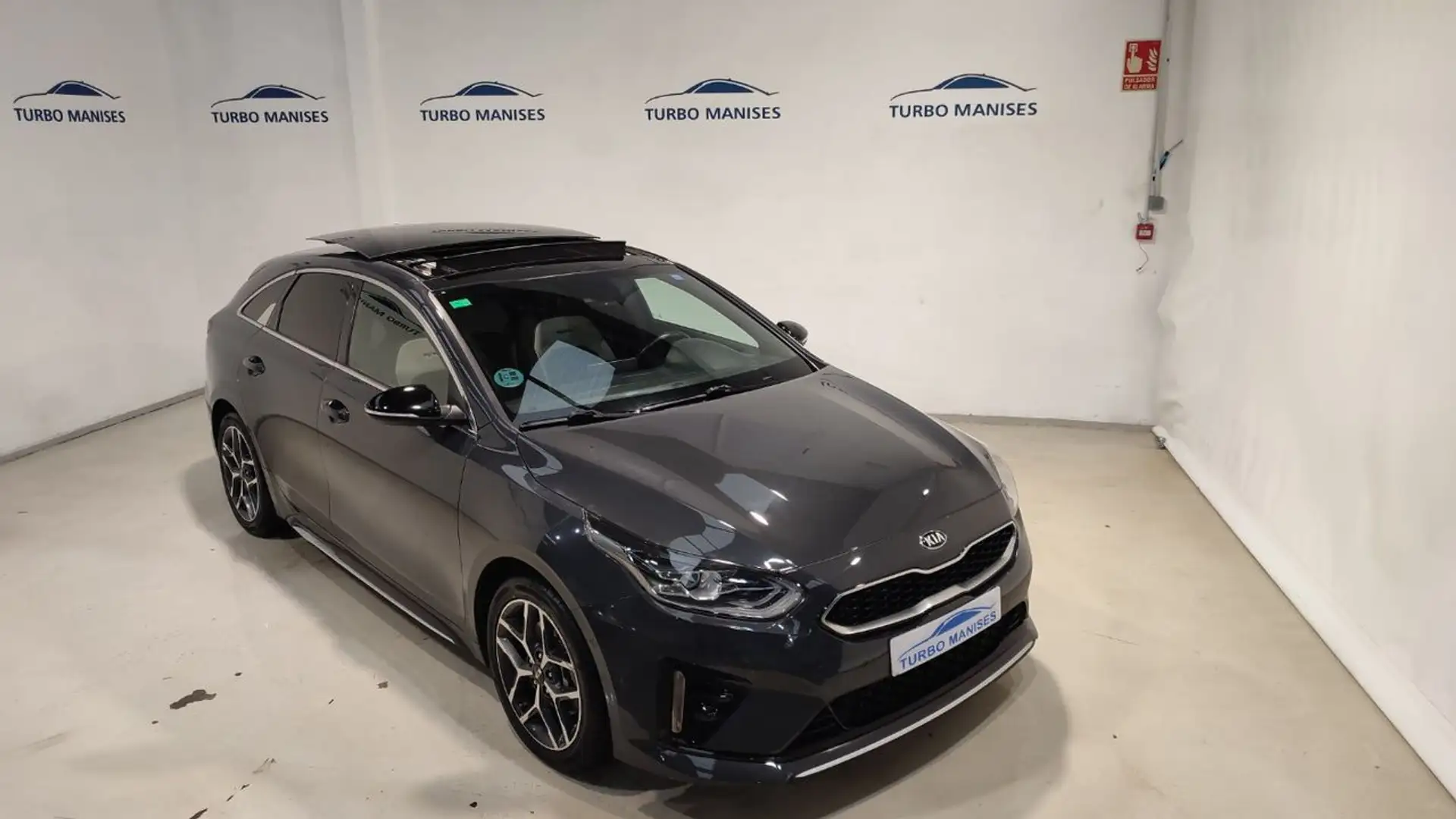 Kia ProCeed / pro_cee'd 1.4 T-GDI GT Line Gris - 1