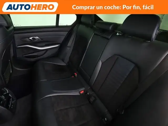 BMW 3 Series view 15