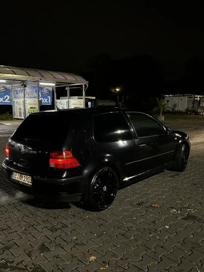 Volkswagen Golf 1.6 - 1