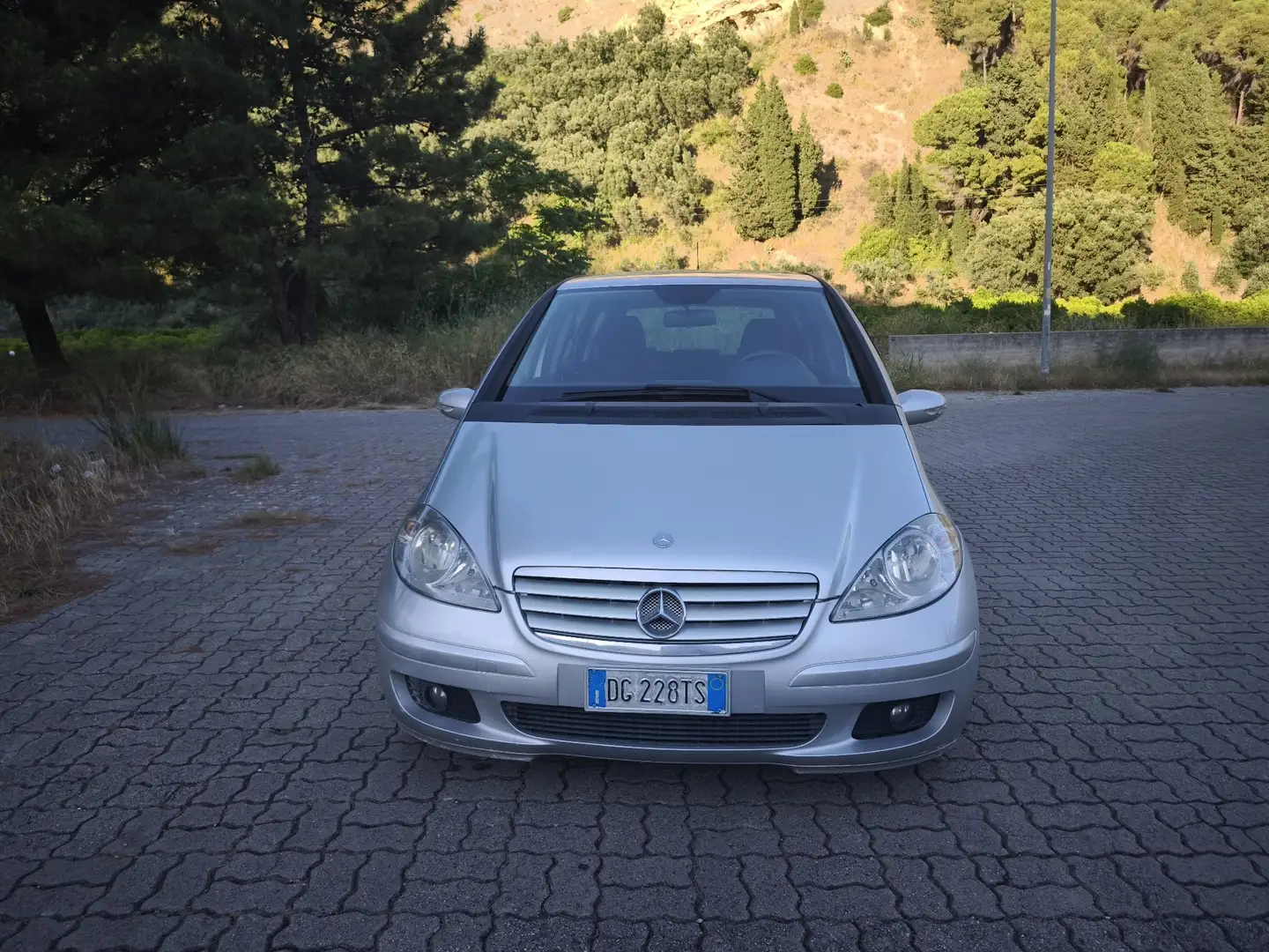 Mercedes-Benz 180 - 2