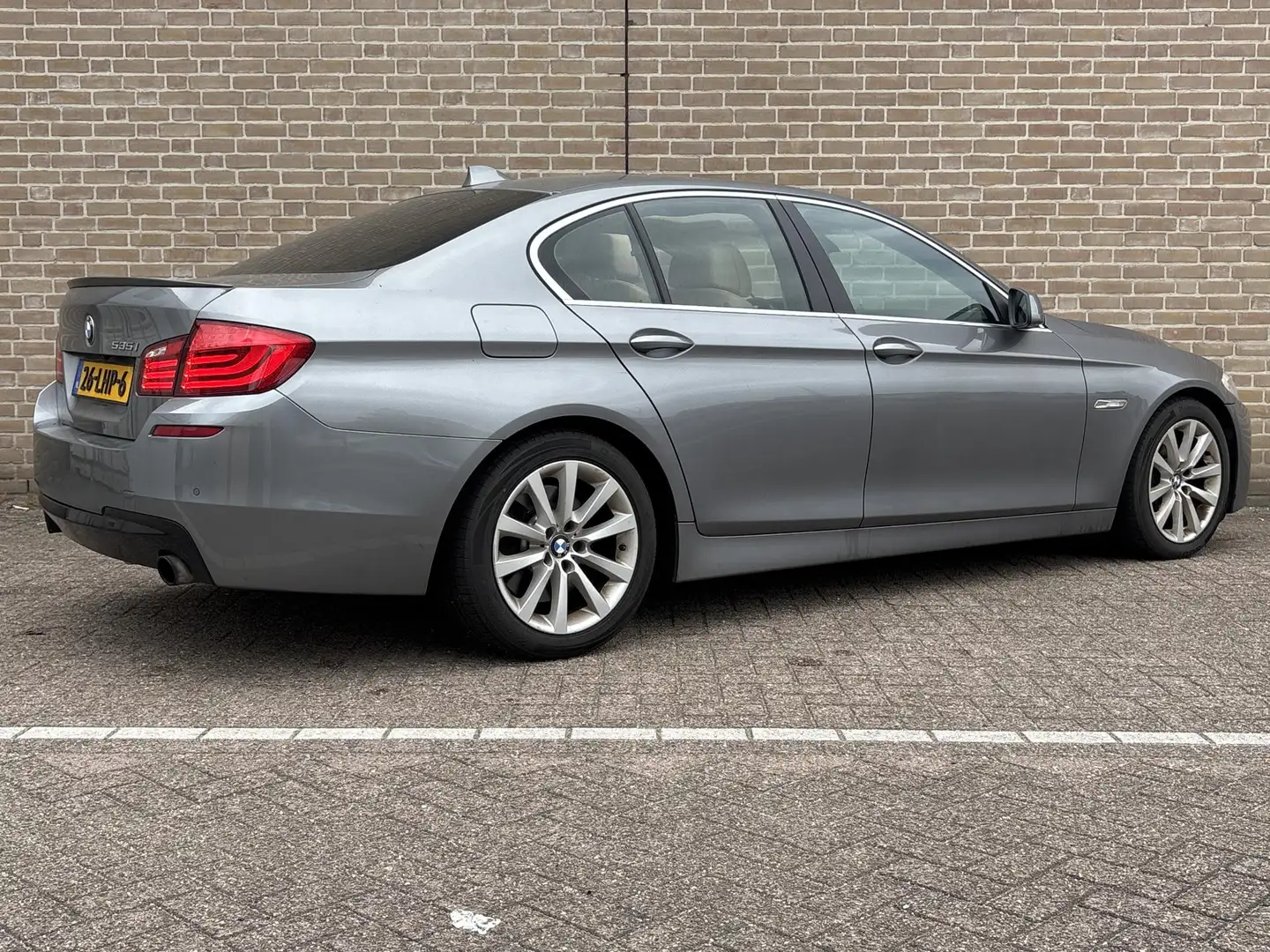 BMW 535 5-serie 535i High Executive Automaat | Dakota Lede Szürke - 2
