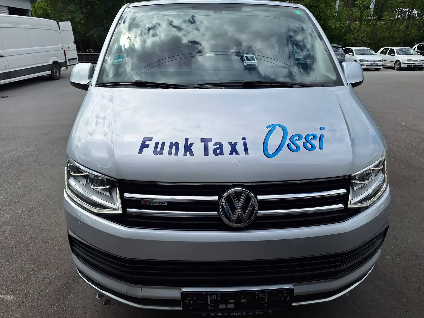 Volkswagen T6 Caravelle Silber - 2
