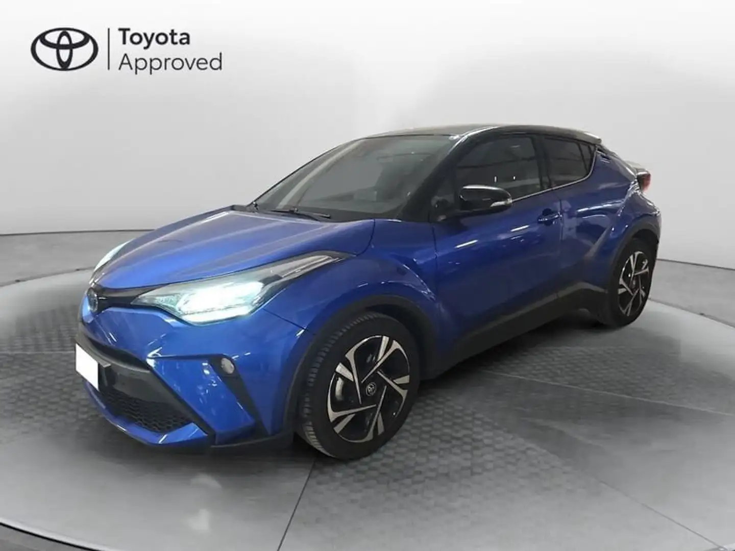 Toyota C-HR 2.0 Hybrid E-CVT Trend Blauw - 1