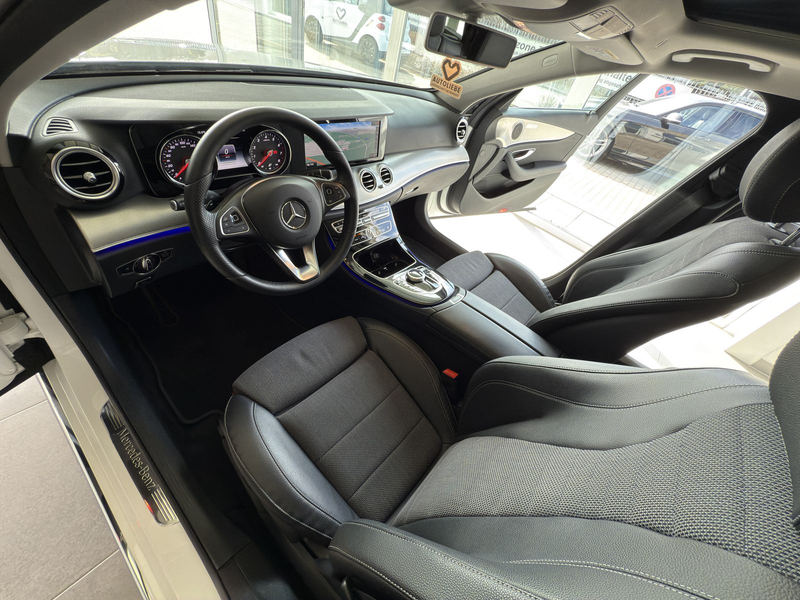 Mercedes-Benz E 200 T 4Matic Avantgarde LED*RFK*SCHIEBEDACH — photo 9