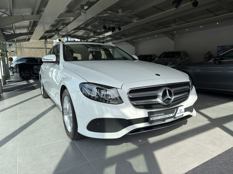 Mercedes-Benz E 200 T 4Matic Avantgarde LED*RFK*SCHIEBEDACH — photo 2