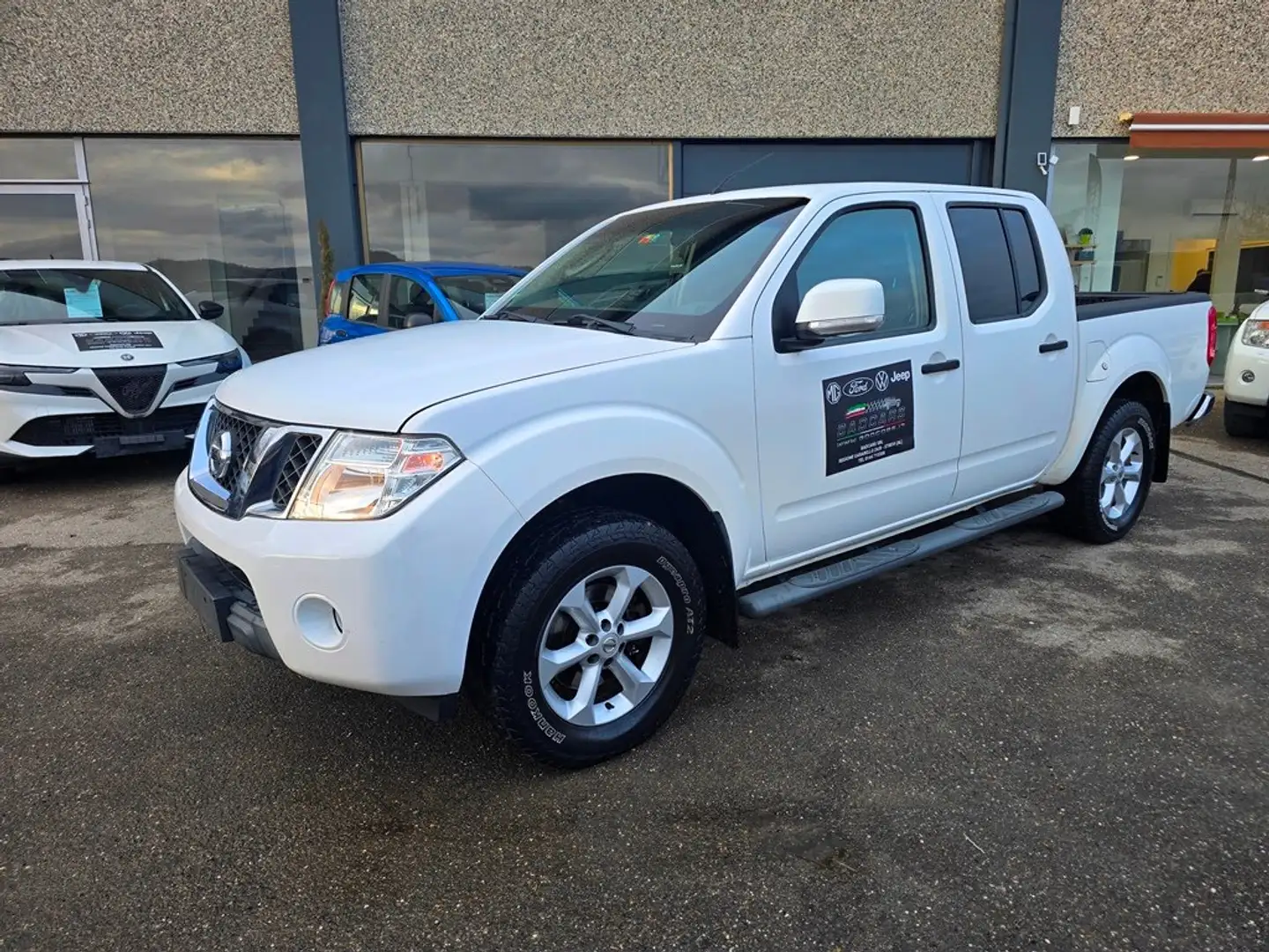 Nissan Navara NAVARA 2.5 DCI 190CV IN PERFETTE CONDIZIONI Weiß - 1