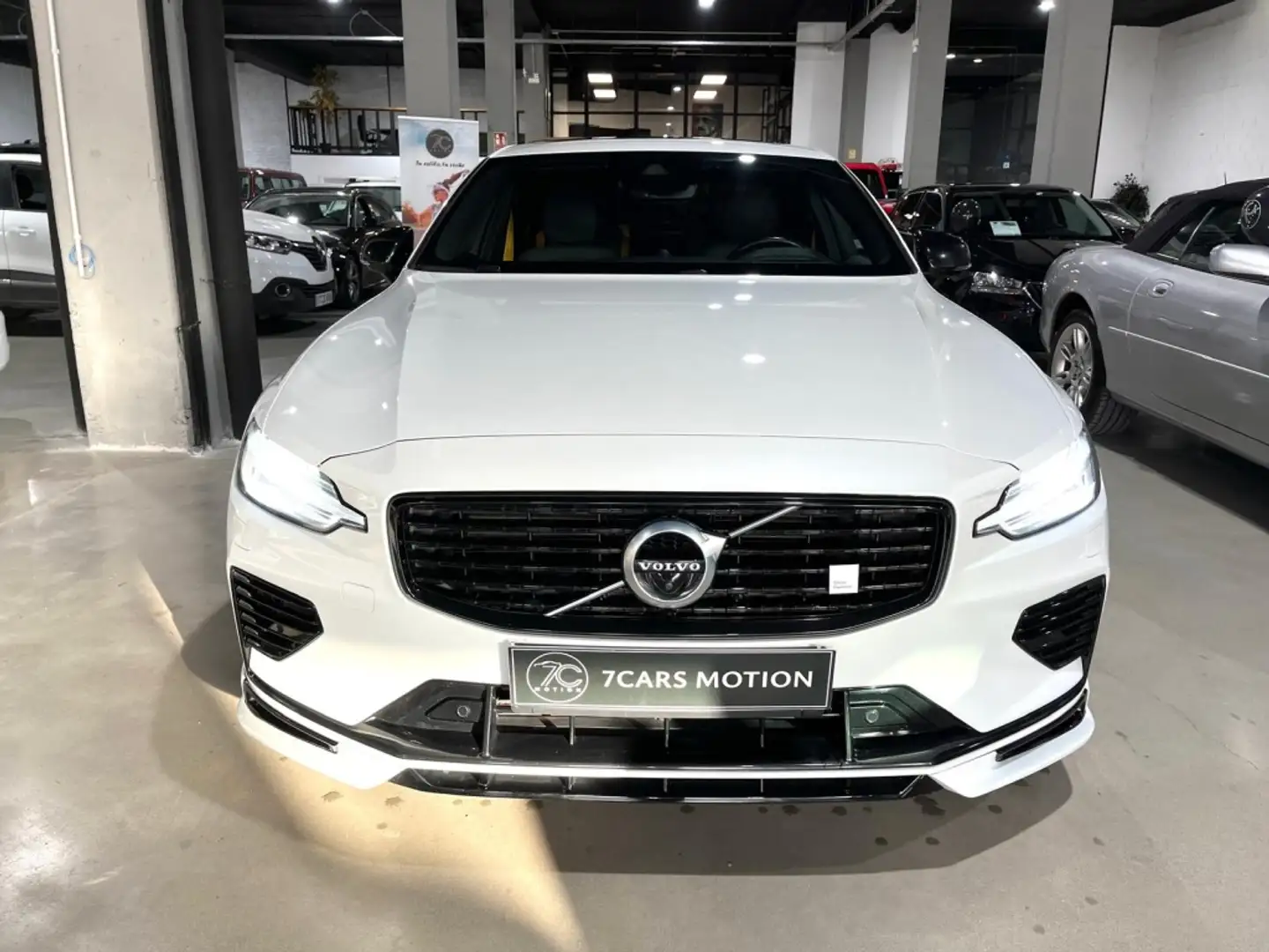 Volvo S60 T8 Twin Polestar Aut. Білий - 2