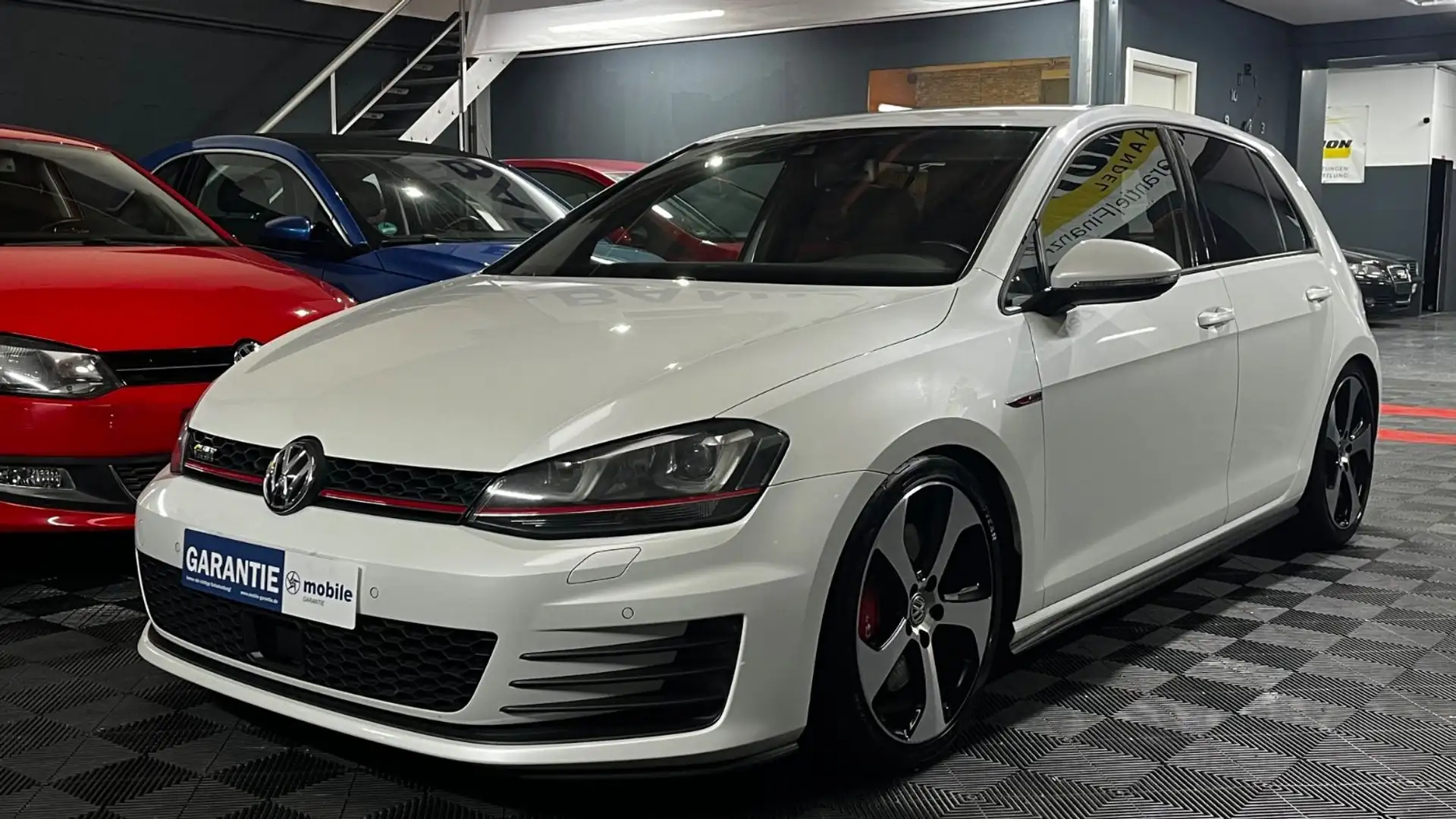 Volkswagen Golf VII Lim. GTI Performance Standhzg/ DynAudio Weiß - 1