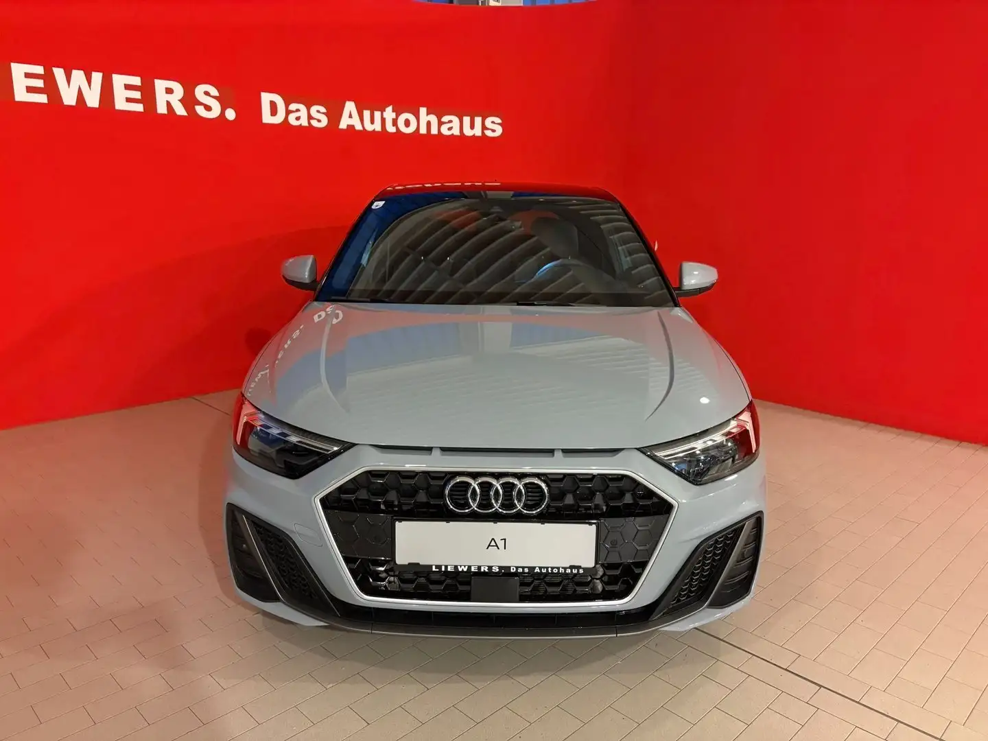 Audi A1 30 TFSI S line Grau - 1