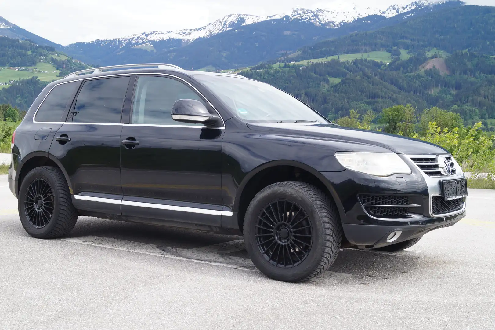Volkswagen Touareg 2,5 R5 TDI DPF Tiptronic / Klima / Diesel EXPORT Schwarz - 2