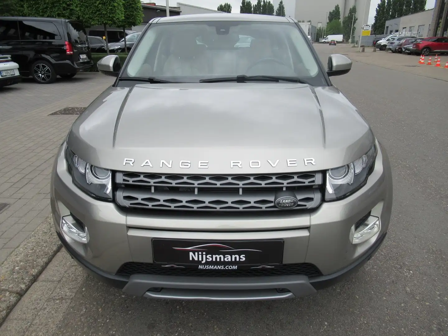 Land Rover Range Rover Evoque 2.2e D4 2WD-Leder-Pano-Meridian-Camera-Navi-Airco Beige - 2