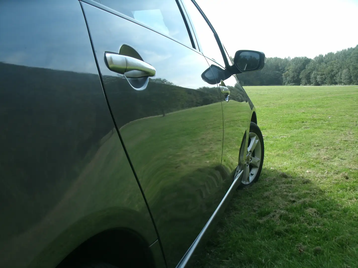 Mitsubishi Grandis Grandis 2.4-16V InSport siva - 1