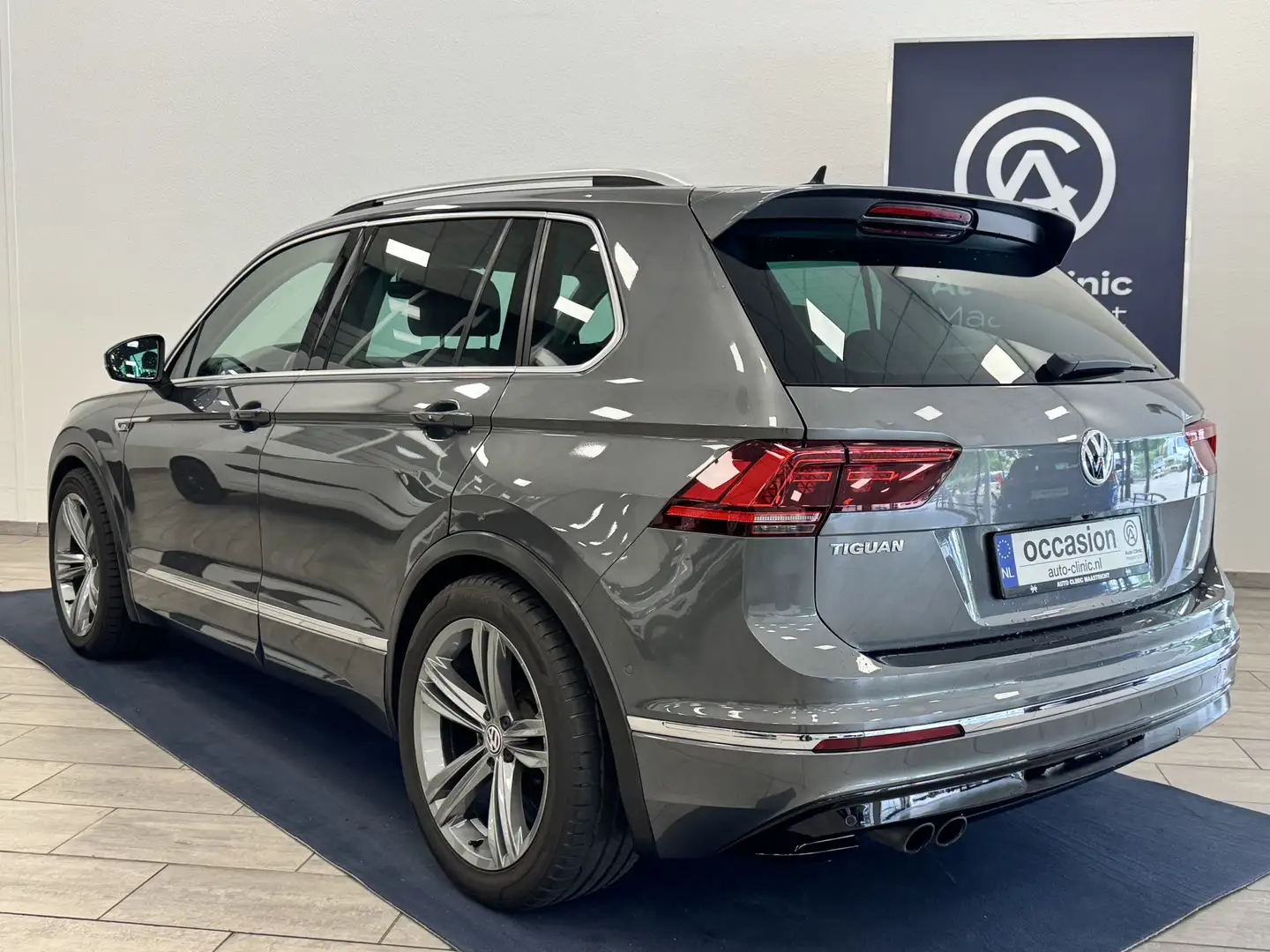 Volkswagen Tiguan 1.4 TSI ACT 150pk R-LINE | 12 MDN GARANTIE | PANO Gris - 2