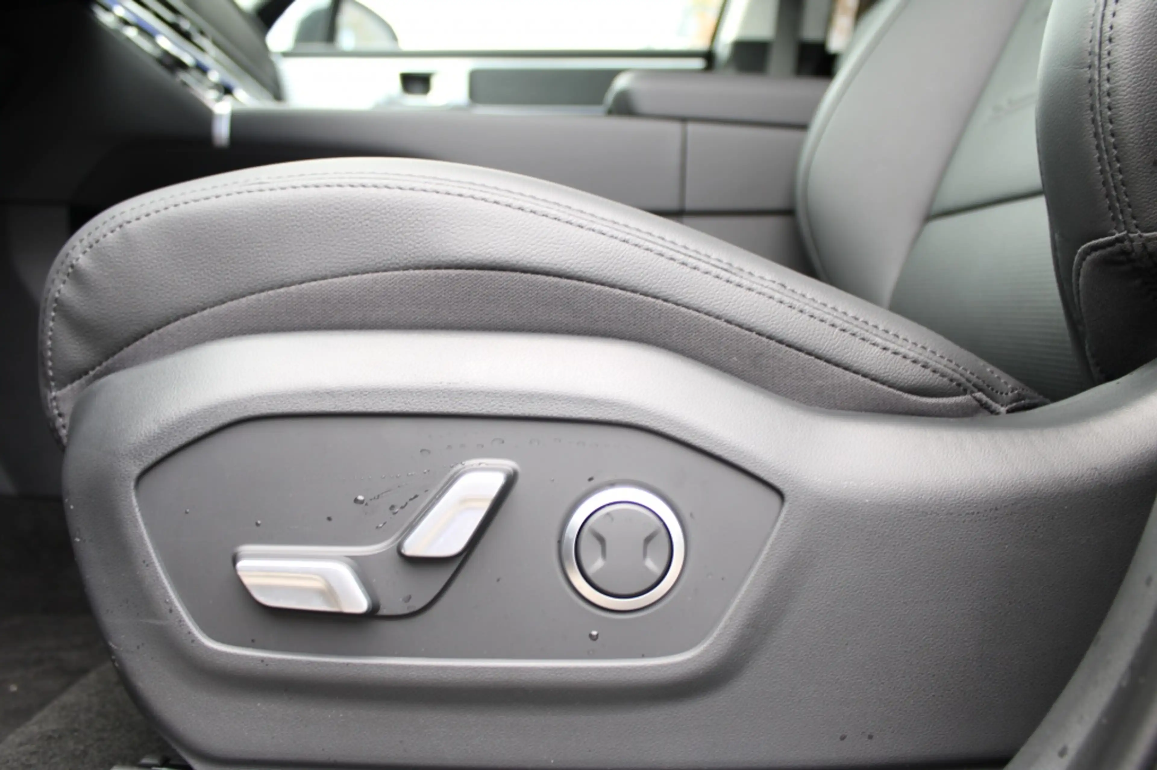 Hyundai SANTA FE 1.6 T-GDI PHEV Premium 7 Zits + Voorraad Actie van — photo 10
