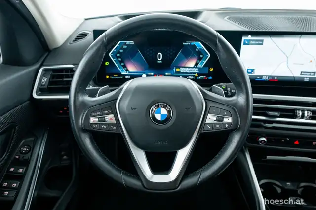 BMW 3 Series view 7