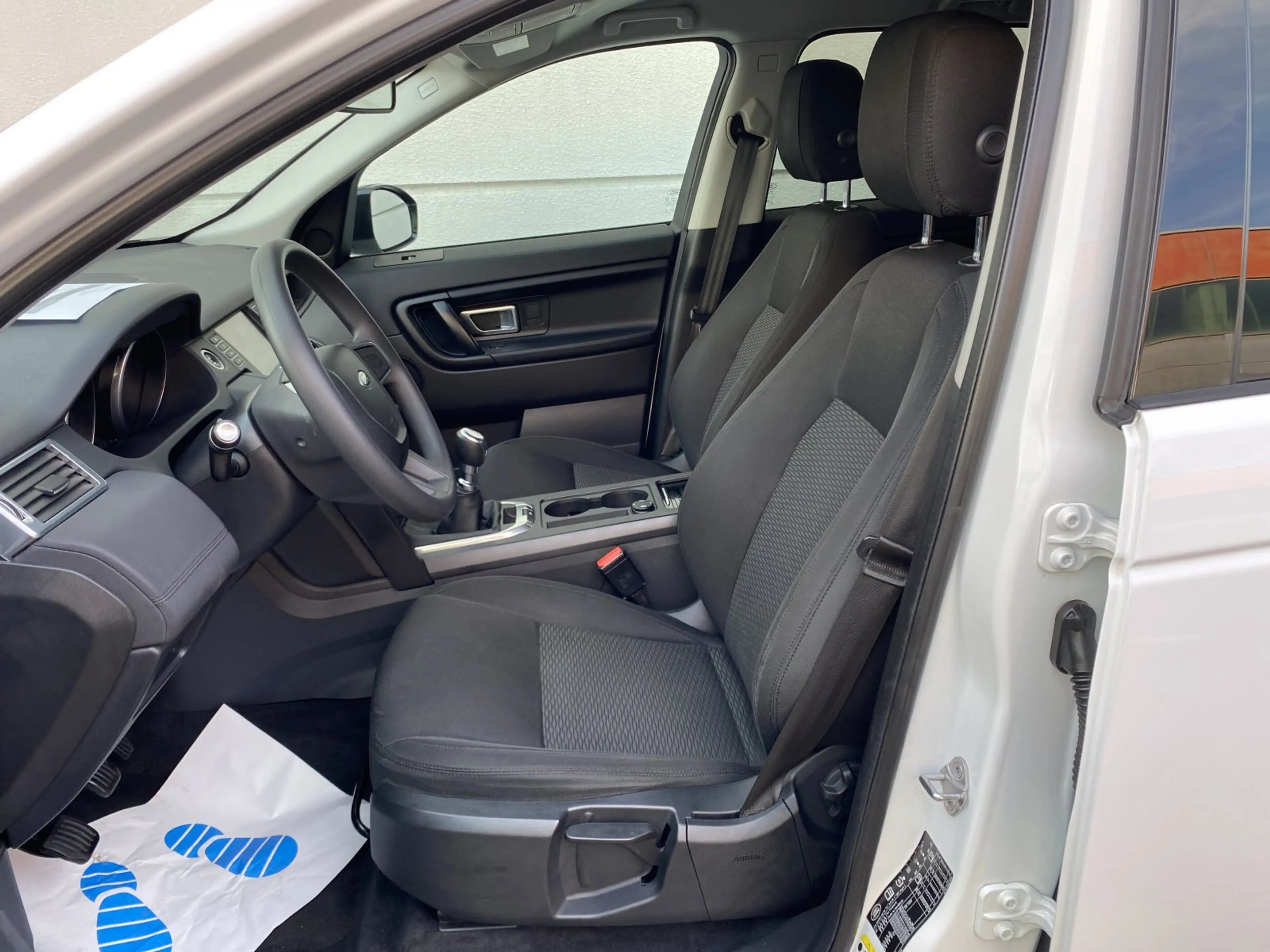 Land Rover Discovery Sport 2.0 eD4  Pure Nav Shz EU6 — photo 14