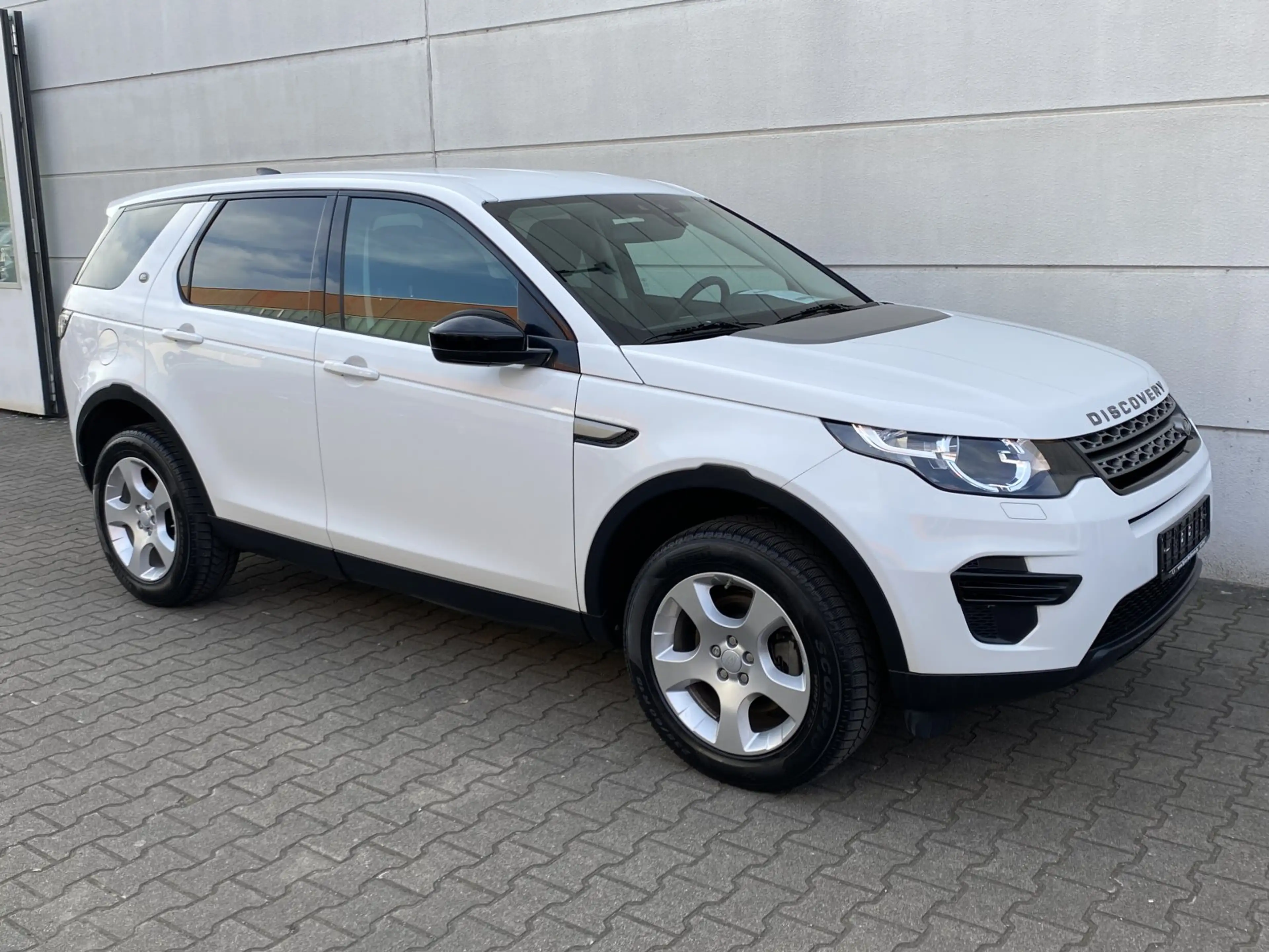 Land Rover Discovery Sport 2.0 eD4  Pure Nav Shz EU6 — photo 7