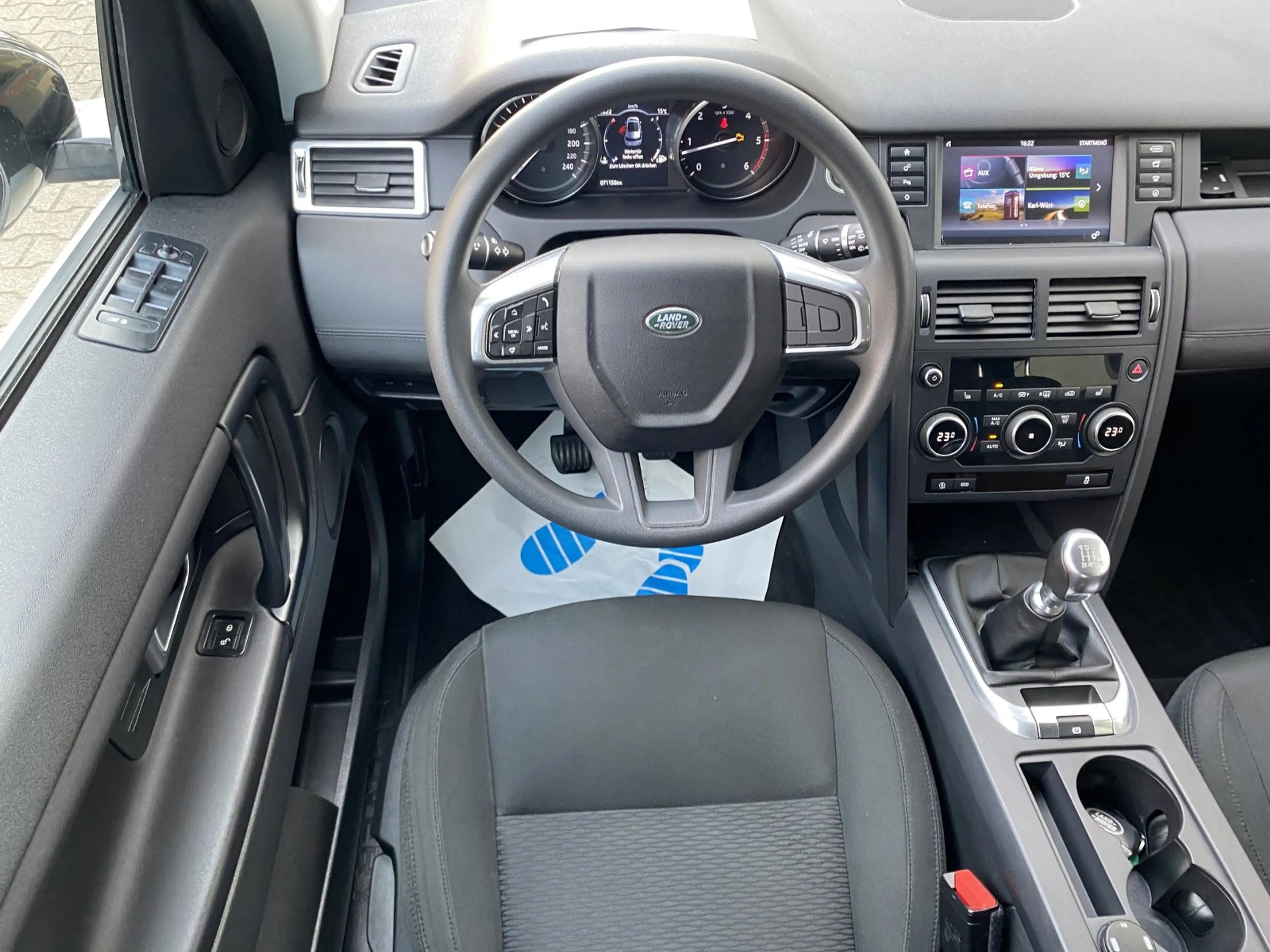 Land Rover Discovery Sport 2.0 eD4  Pure Nav Shz EU6 — photo 4