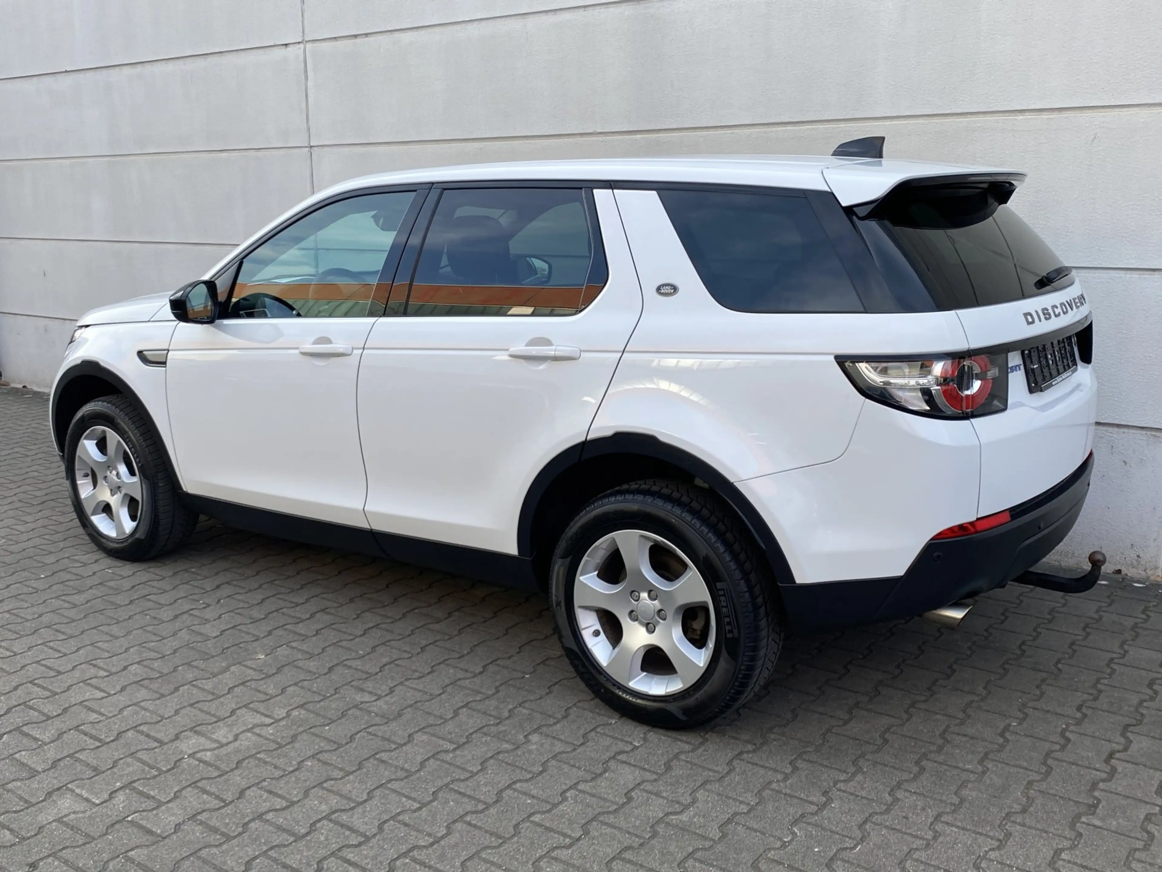 Land Rover Discovery Sport 2.0 eD4  Pure Nav Shz EU6 — photo 9