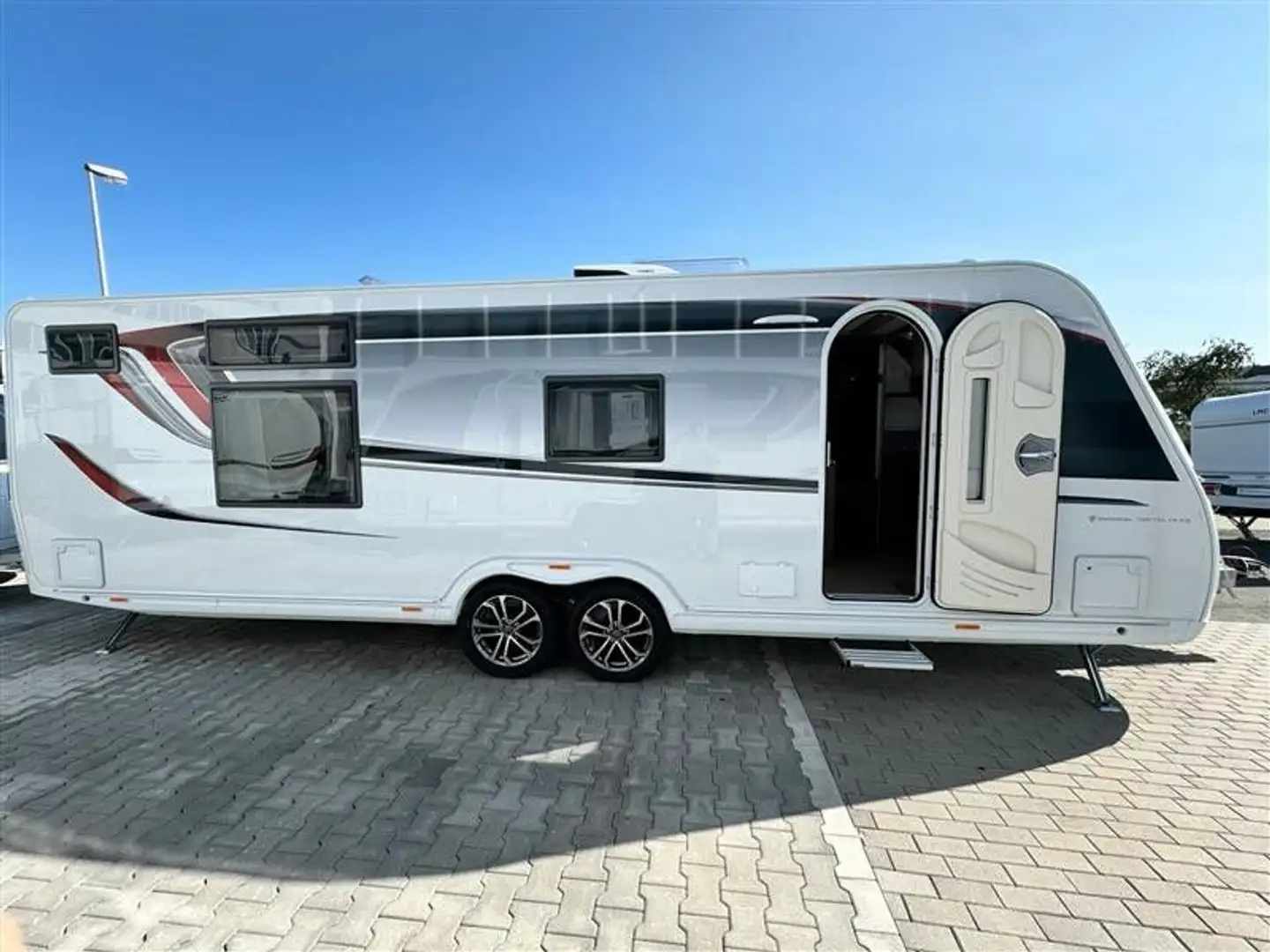 Kabe Imperial 780 TDL FK super Ausstattung Weiß - 1