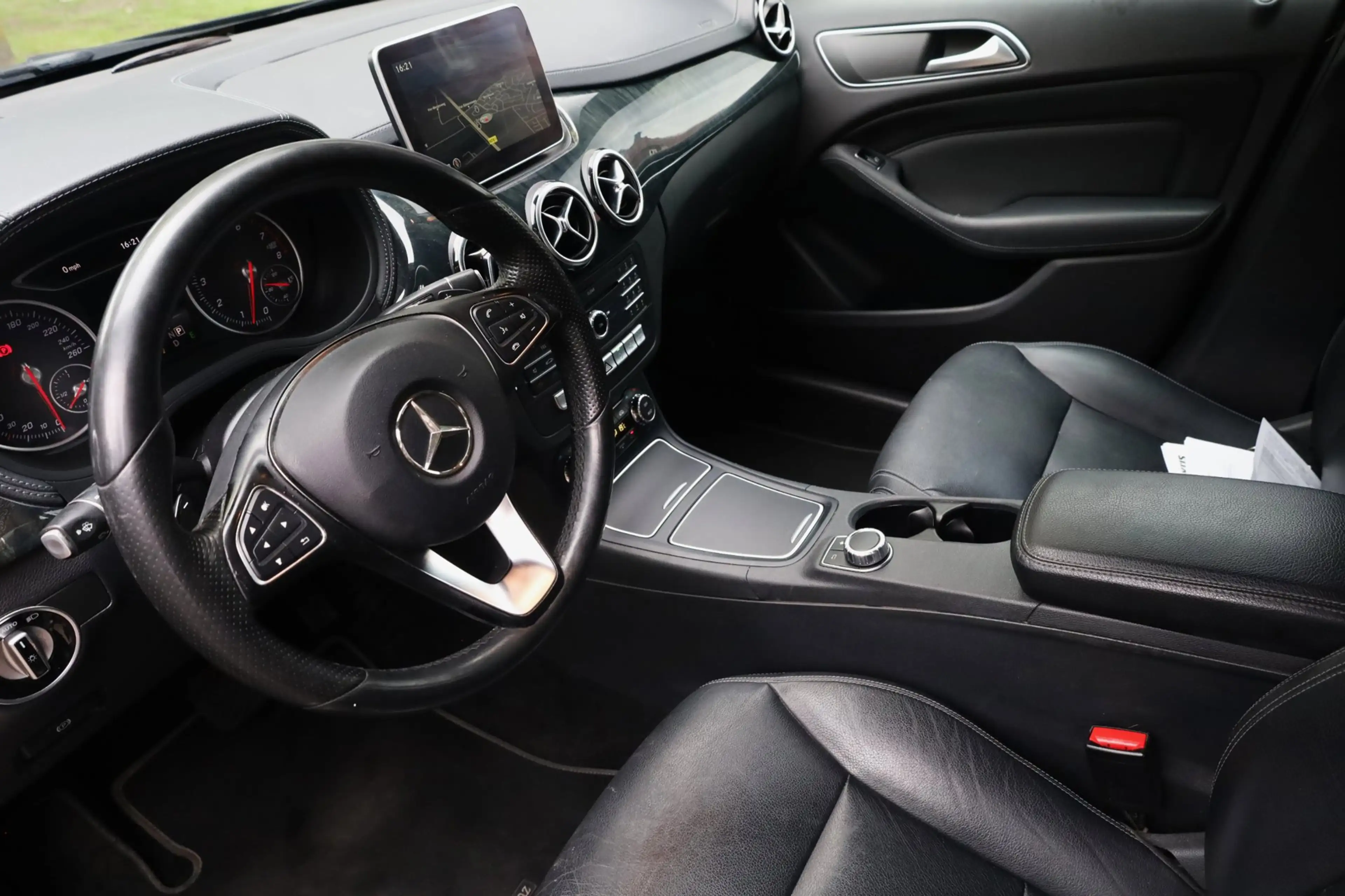 Mercedes-Benz B 250 4Matic AMG Prestige Aut. | Stoelverwarming | Facel — photo 2