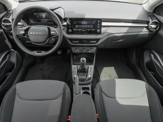 Skoda Fabia view 11
