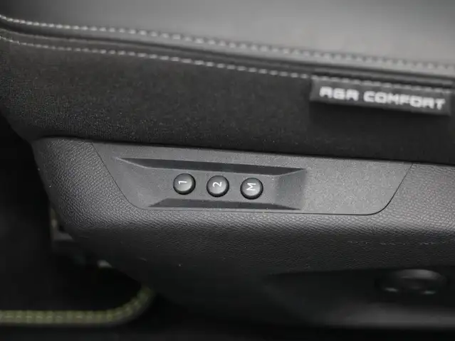 Peugeot 308 view 9