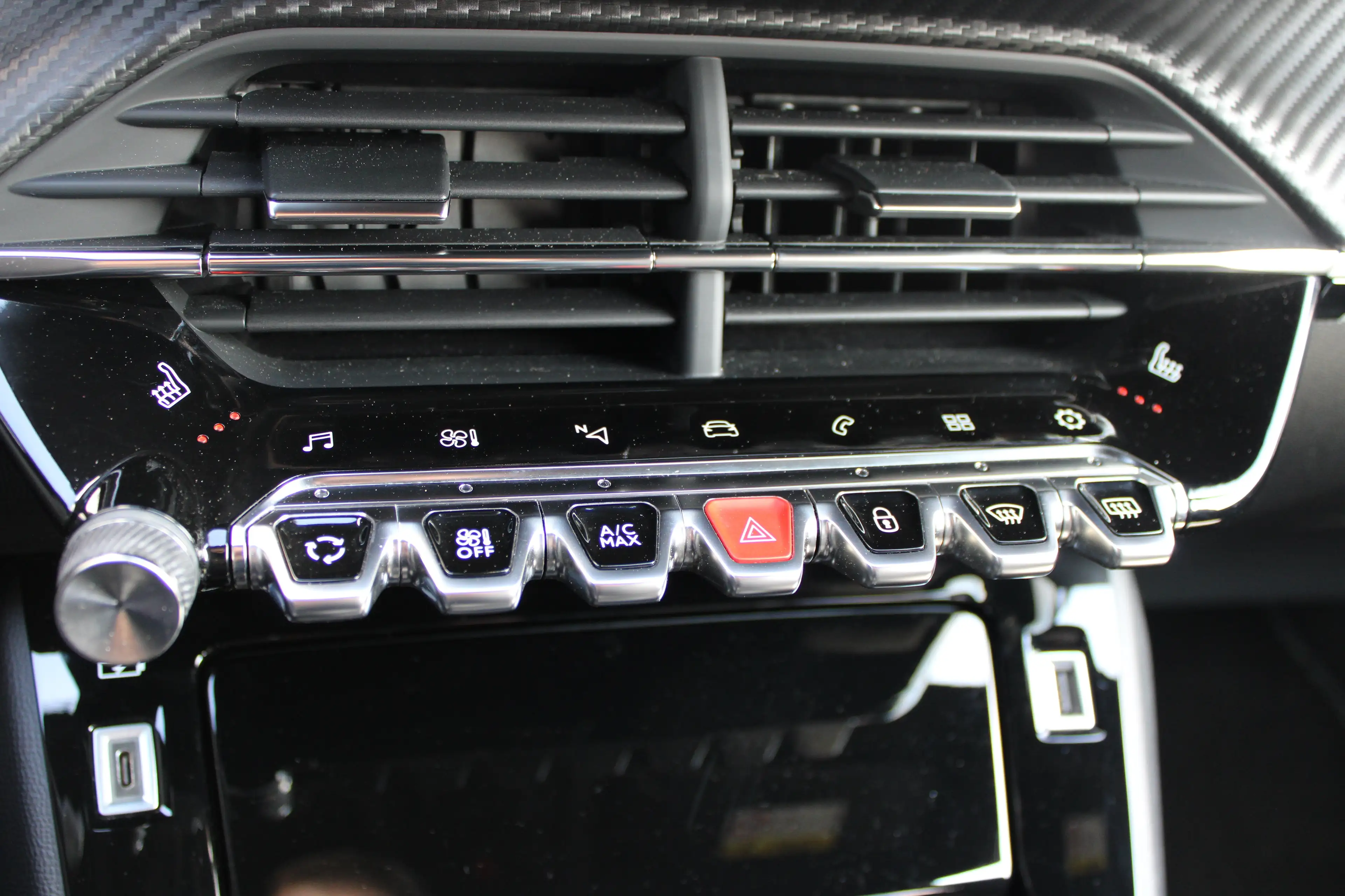 Peugeot 208 1.2 PureTech GT Pack | Navigatie | Camera | Panora — photo 31