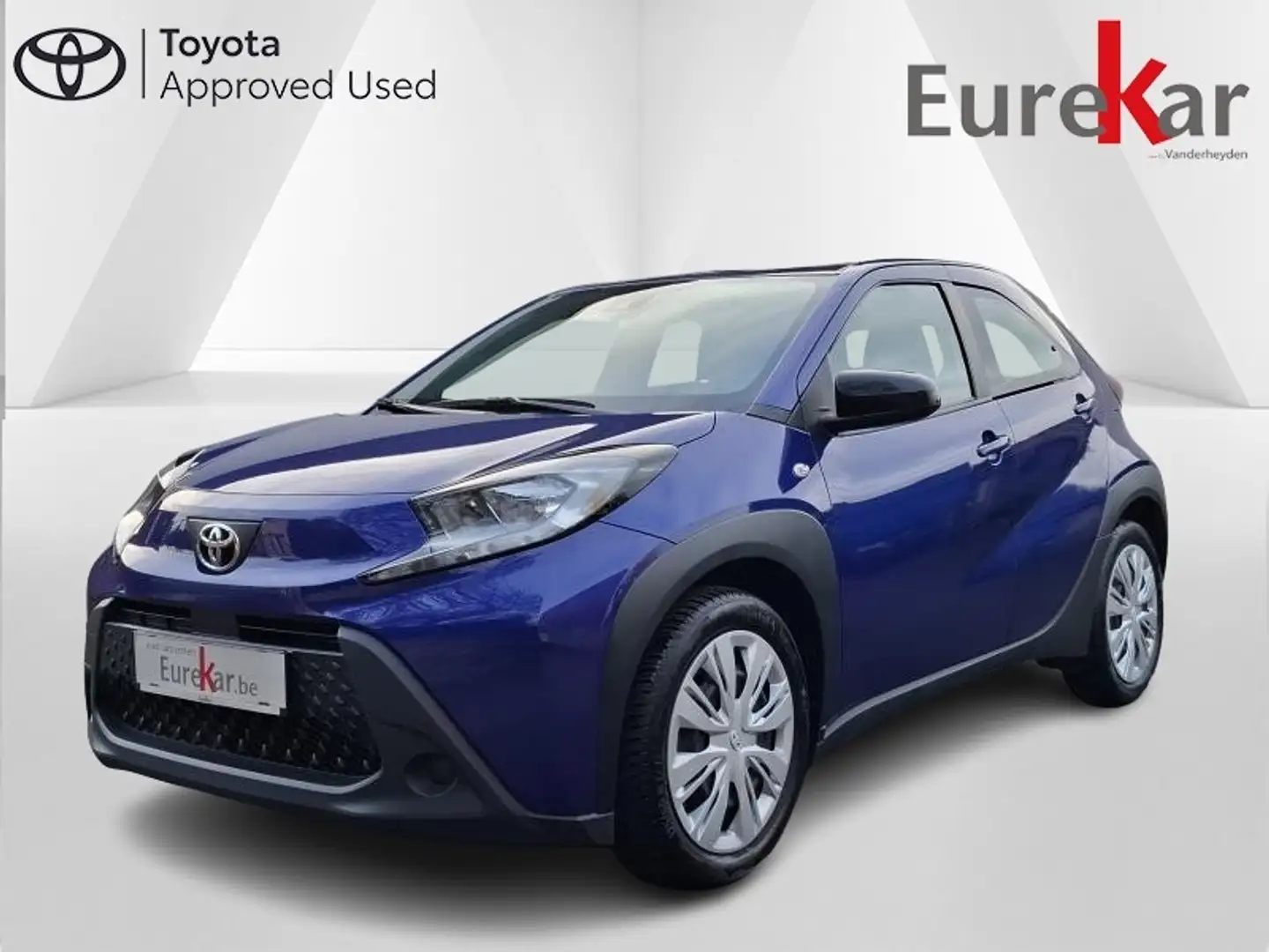 Toyota Aygo X 1.0 VVT-I X PLAY Bleu - 1