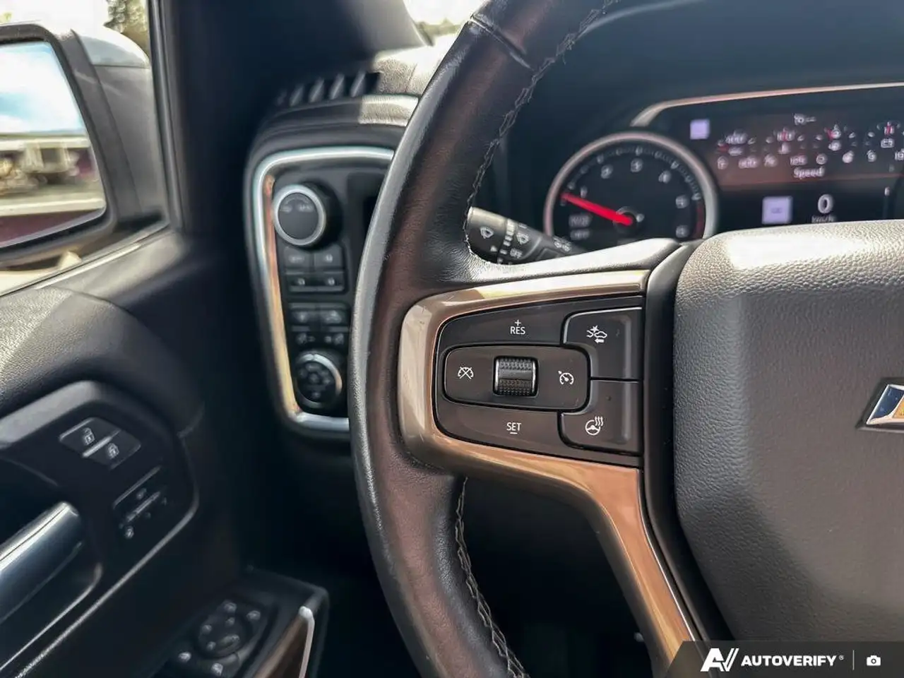 Chevrolet Silverado 1500 снимка Chevrolet Silverado 1500