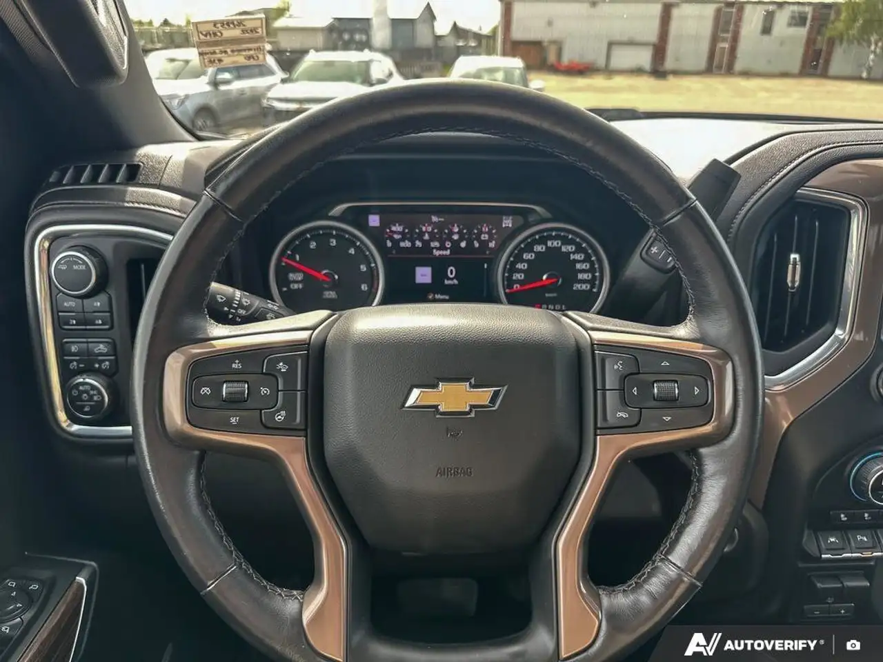 Chevrolet Silverado 1500 снимка Chevrolet Silverado 1500