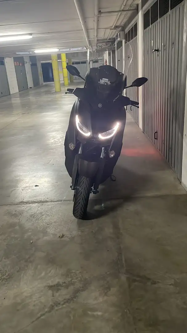 Yamaha X-Max 300 Nero - 2