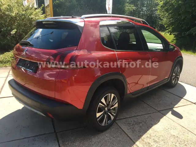 Peugeot 2008 view 6