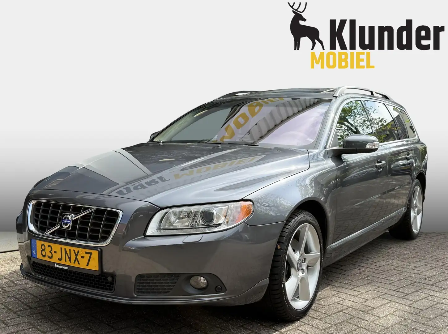 Volvo V70 3.2 Summum Aut. |Schuifdak|Keyless|PDC v+a| Gris - 1