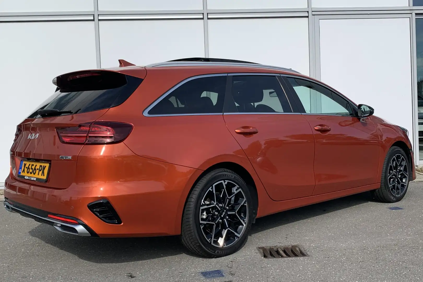 Kia Ceed SW / cee'd SW Sportswagon 1.0 T-GDi 120PK GT-Line | El. Glazen P Orange - 2