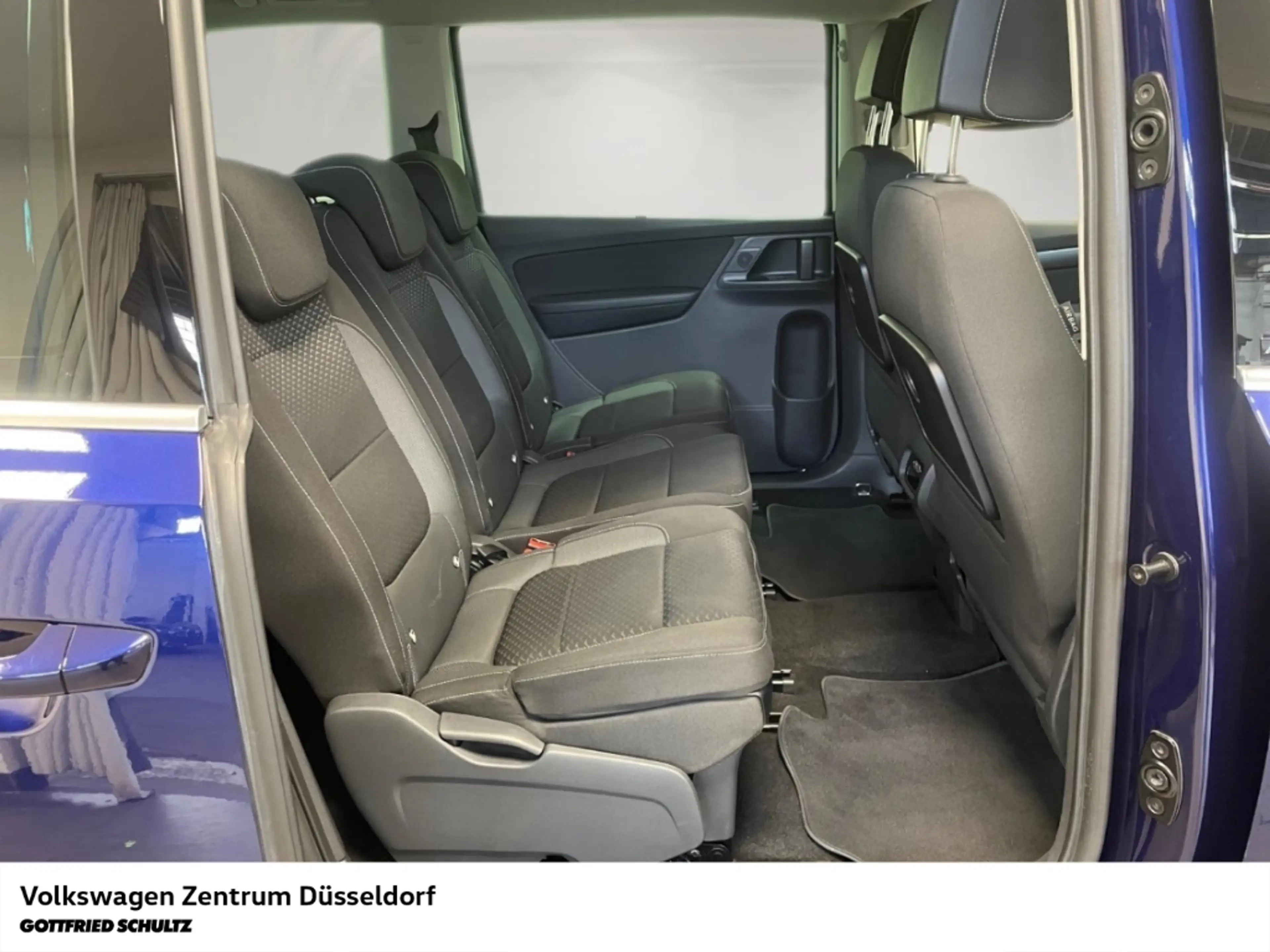 Volkswagen Sharan Comfortline 1.4 TSI DSG Pano Navi Kamera Sitzheiz — photo 6