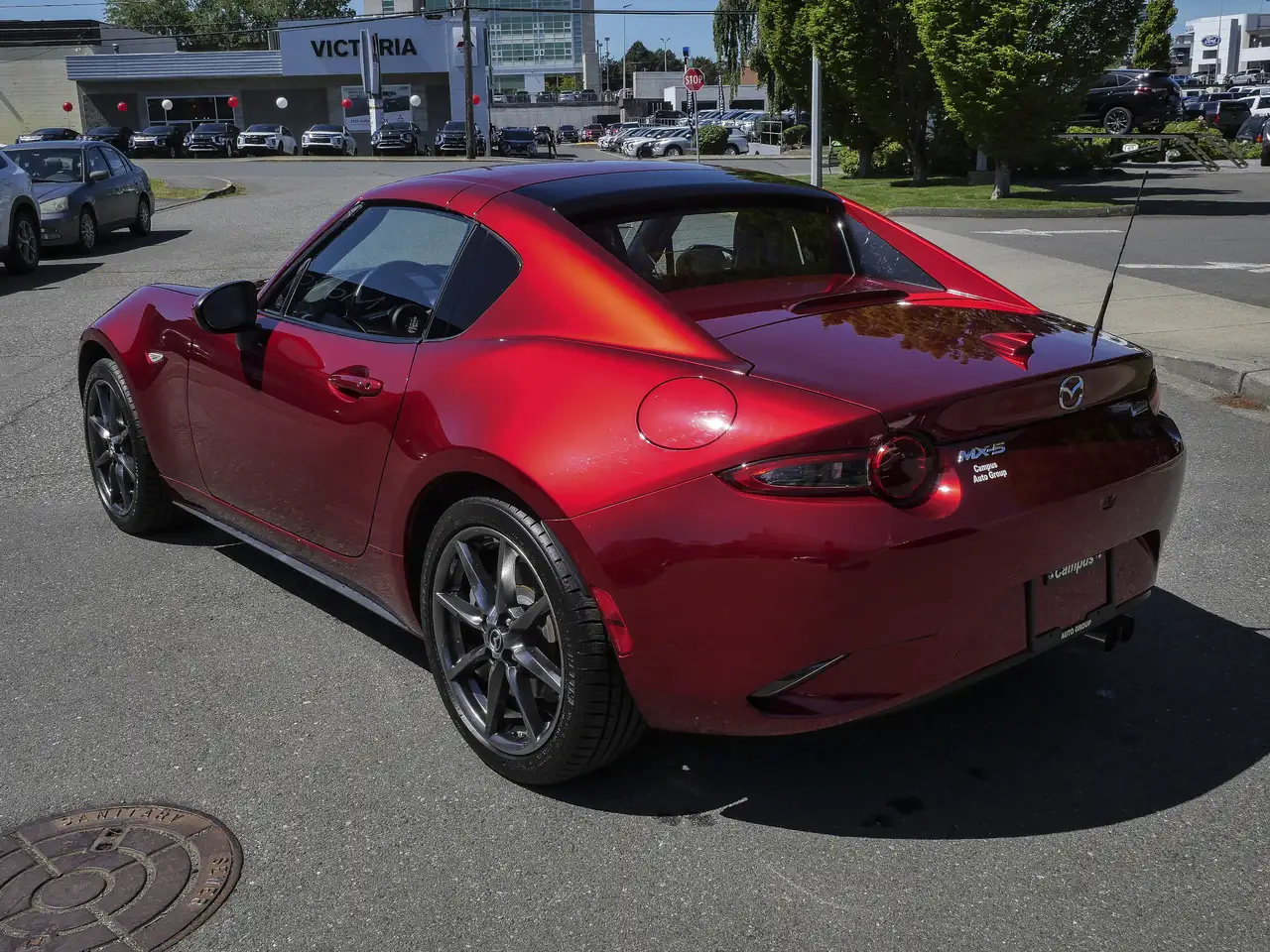 Mazda MX-5 Miata снимка Mazda MX-5 Miata