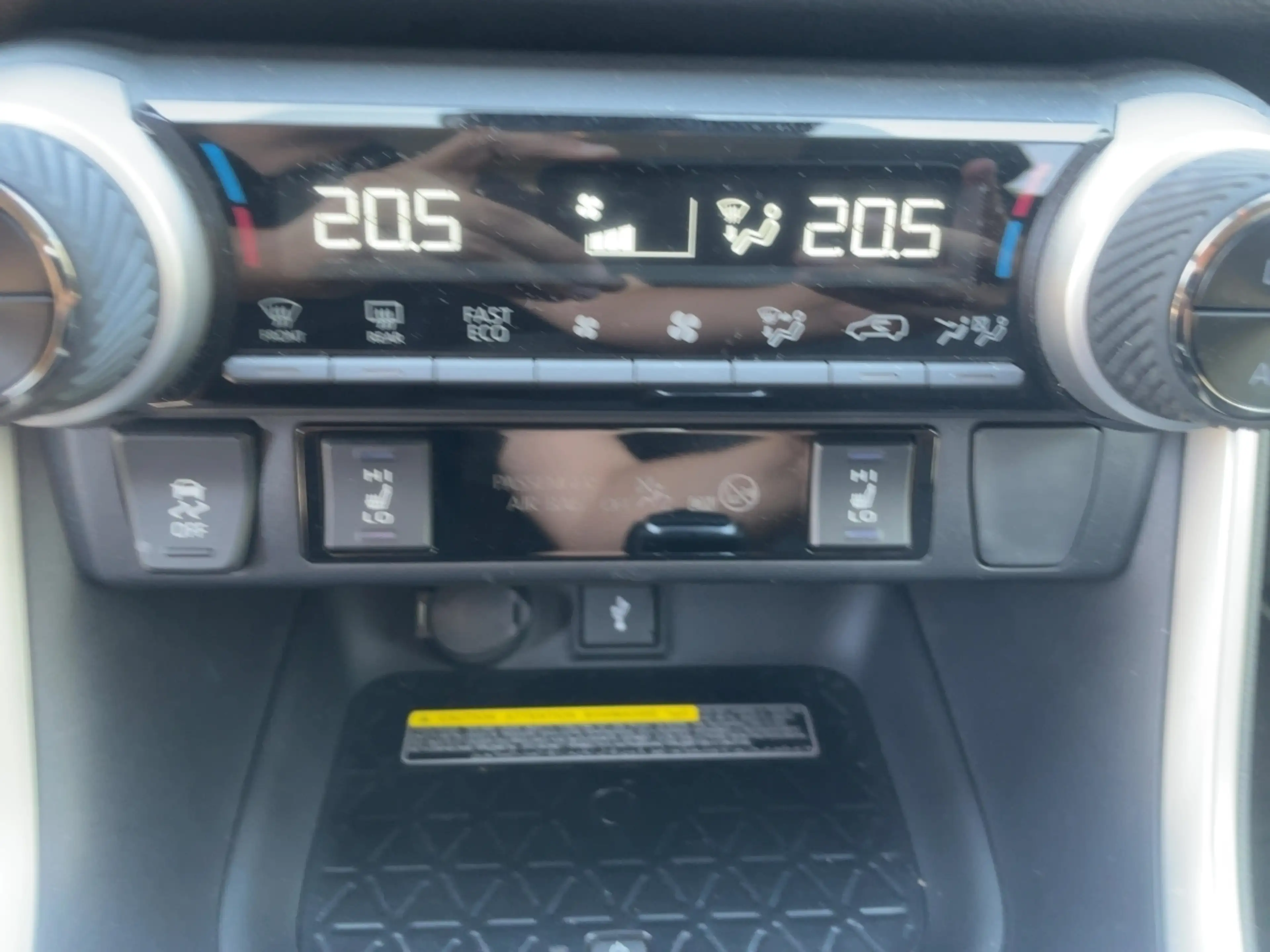 Toyota RAV 4 RAV4 2.5 Hybrid Team D 4x2 — photo 14