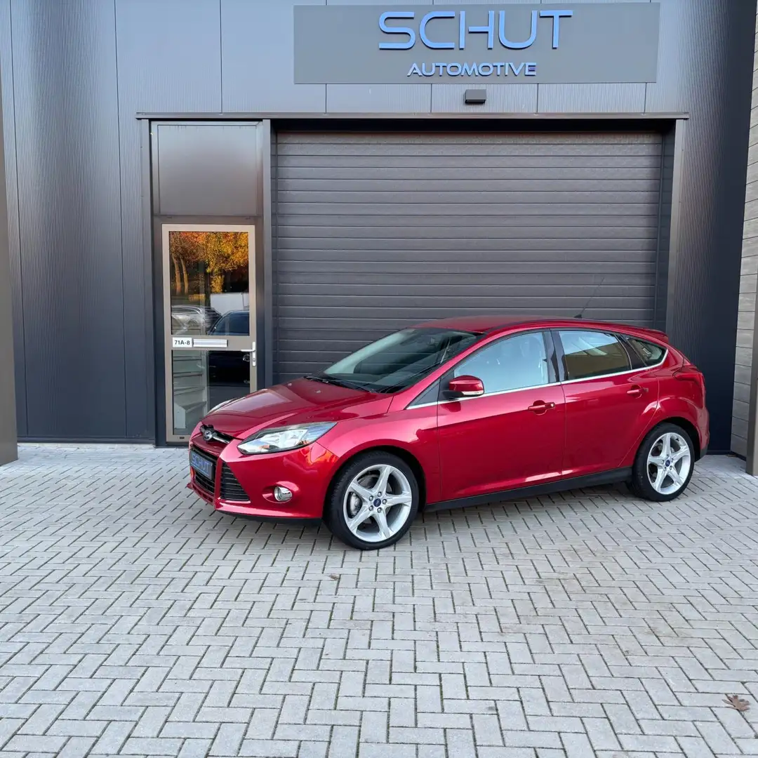 Ford Focus 1.6 150pk Titanium |CLIMA | STOELVERWARMING | D.RI Rouge - 1