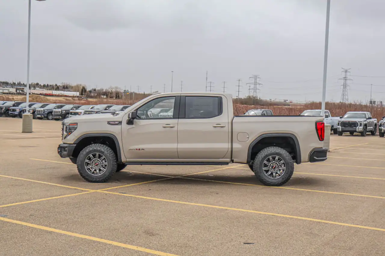 GMC Sierra 1500 снимка GMC Sierra 1500