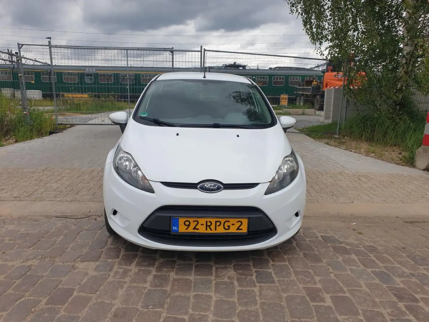 Ford Fiesta 1.25 Limited Beyaz - 2