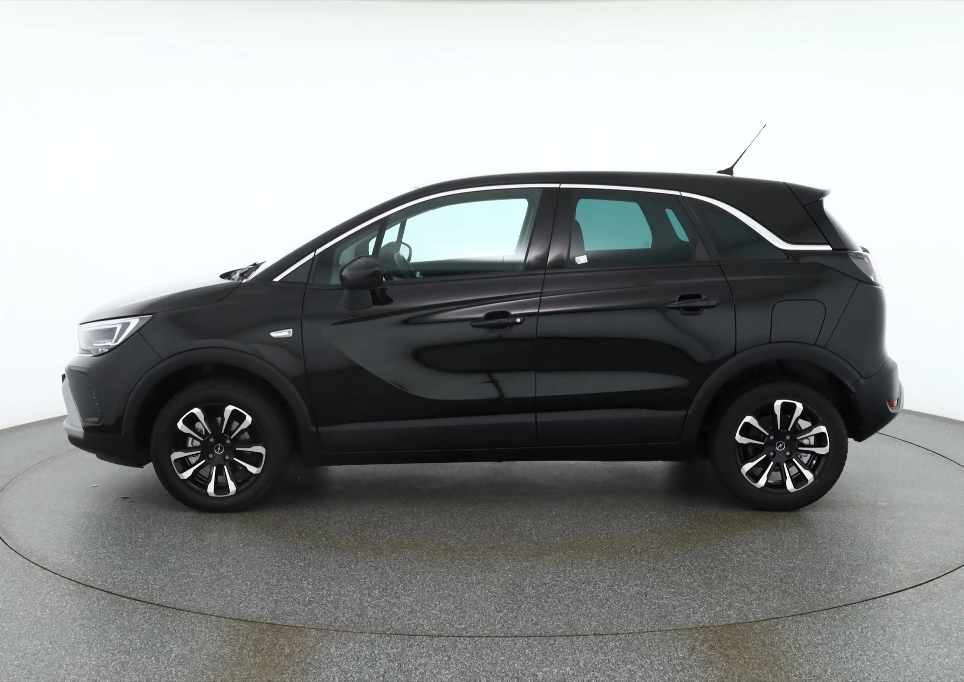 Opel Crossland 1.2 Turbo Elegance LED Navi Teilleder — photo 2