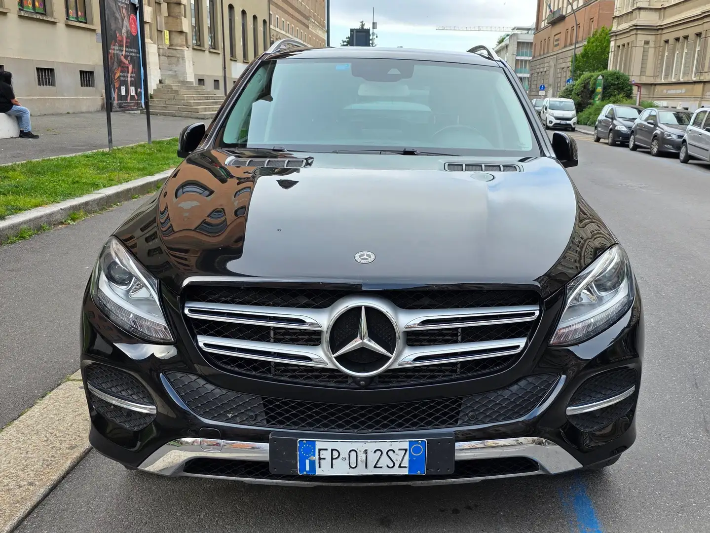 Mercedes-Benz GLE 250 GLE - W166 d Premium Plus auto Negro - 2