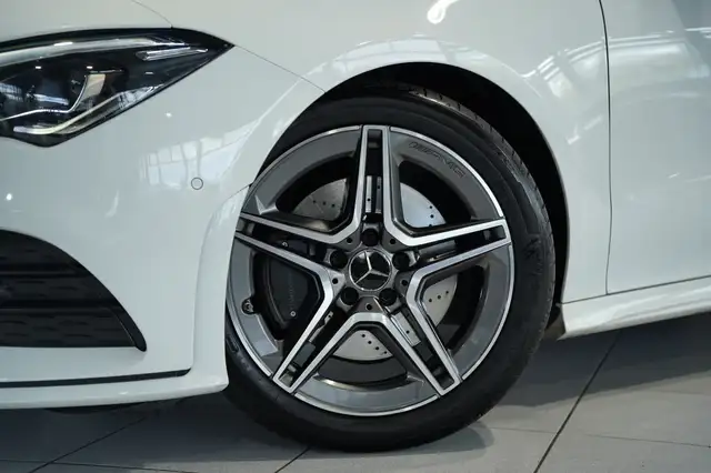 Mercedes-Benz CLA view 3