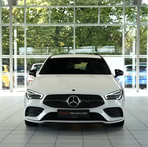 Mercedes-Benz CLA view 4