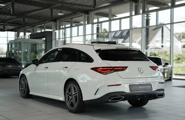 Mercedes-Benz CLA view 10