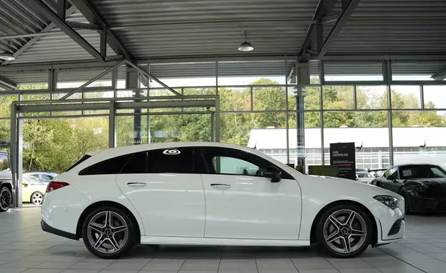 Mercedes-Benz CLA view 7